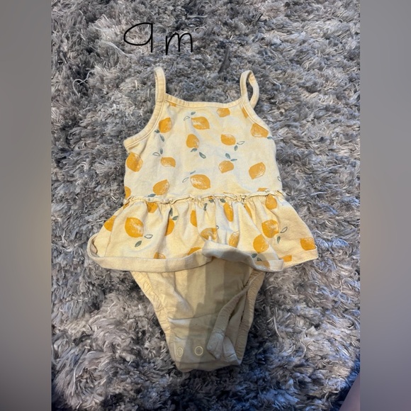 Babygirl/toddler girl clothing / shoes bundle - Picture 14 of 14